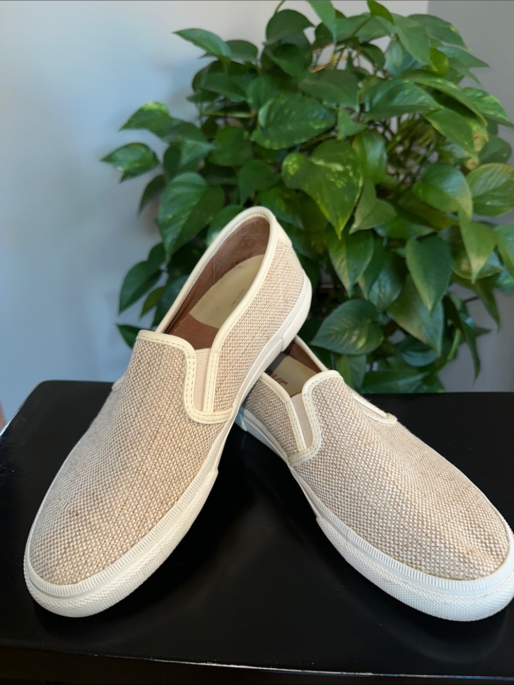 Frye Women's Beige Canvas Slip-On Loafers with White Trim